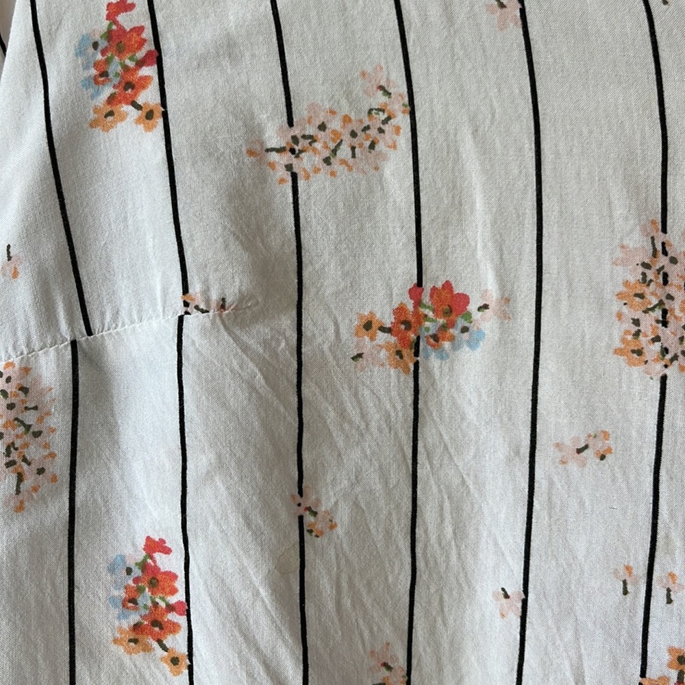 A New Day button up floral sz M